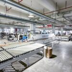 Tentang kami 8 PAhome Zhaoqing factory panel assembly line with roller conveyors and automated press machineryPAhome