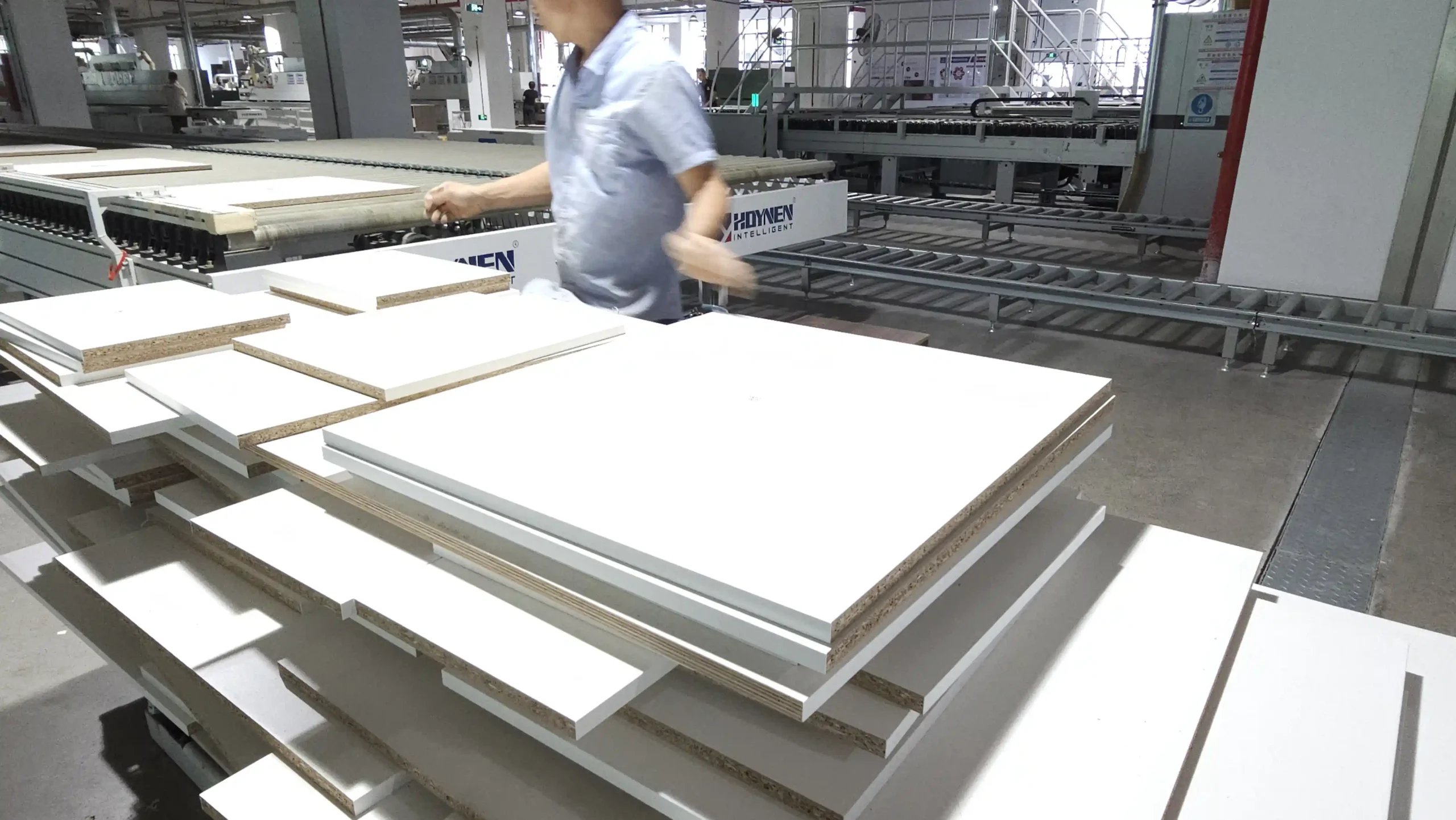 Top 10 Cabinet Manufacturers in USA 2026 Expert Guide 6 laser edging on cabinet panels