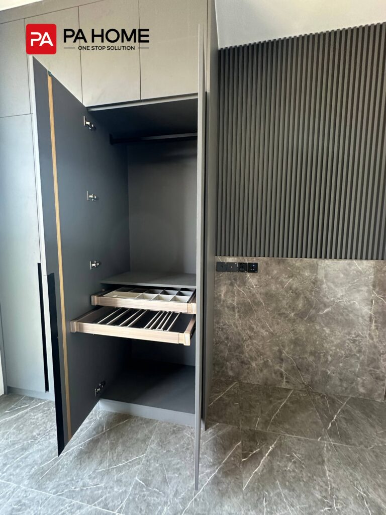 11 Sets Umalas Creek Villa Custom Cabinets in Bali 4 umalas-creek-villa-custom-wardrobe-with-pullout-tray