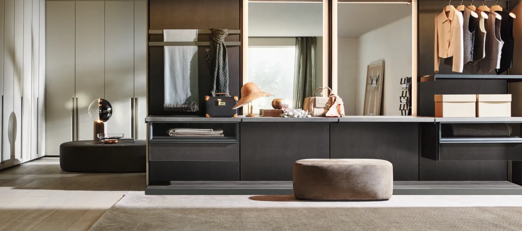 Molteni&C Italian furniture brand