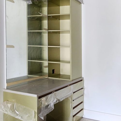 Pittsburgh High-end Whole House Custom in America 2 Custom bookshelf in Pittsburgh high-end home with sleek design and premium materials.