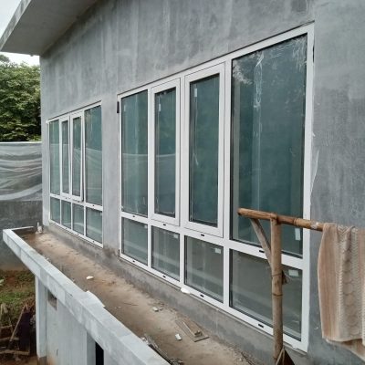 bogor-villa-white-frame-aluminum-window-Indonesia-2