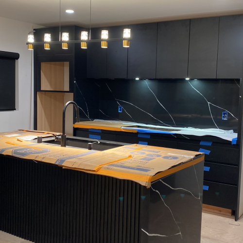 Custom kitchen cabinet in Los Angeles featuring sleek design and high-end materials.