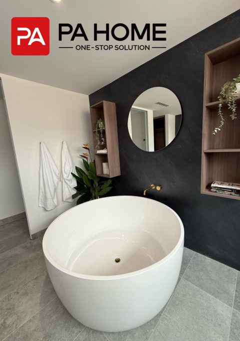 Luxury Whole House Custom in Melbourne 2 melbourne-luxury-whole-house-bathroom-storage-mirror-and-bathtub