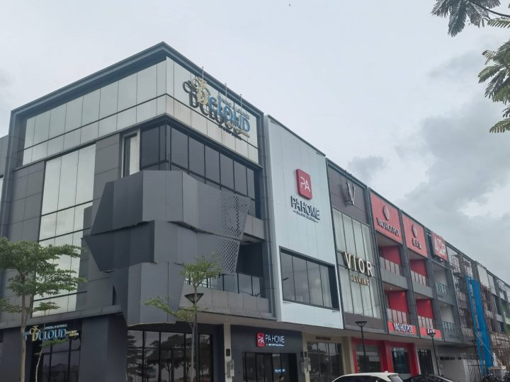 About us 6 pahome-Indonesia-showroom-jakarta